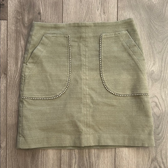 LOFT Olive Green Skirt with Pocket Detailing Size 0 - Picture 1 of 7